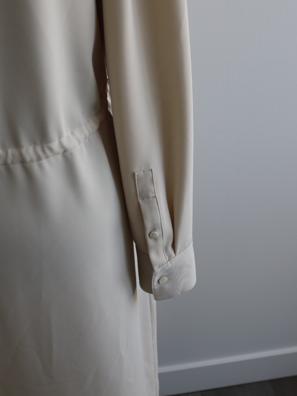Theory Drawstring Waist Midi Shirt Dress - Picture 11 of 12